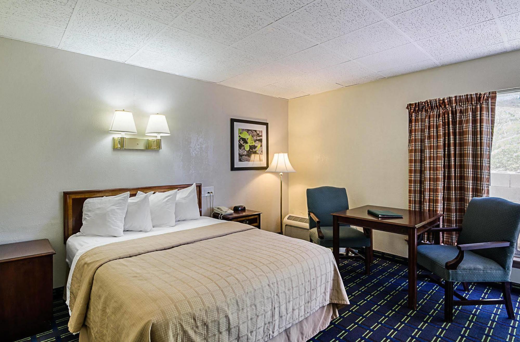 Quality Inn Waynesboro - Skyline Drive Exterior foto